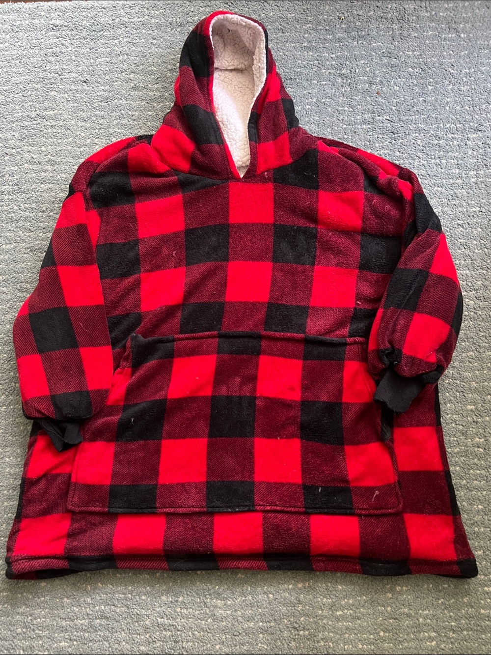 Red & Black Buffalo Plaid Hooded Blanket